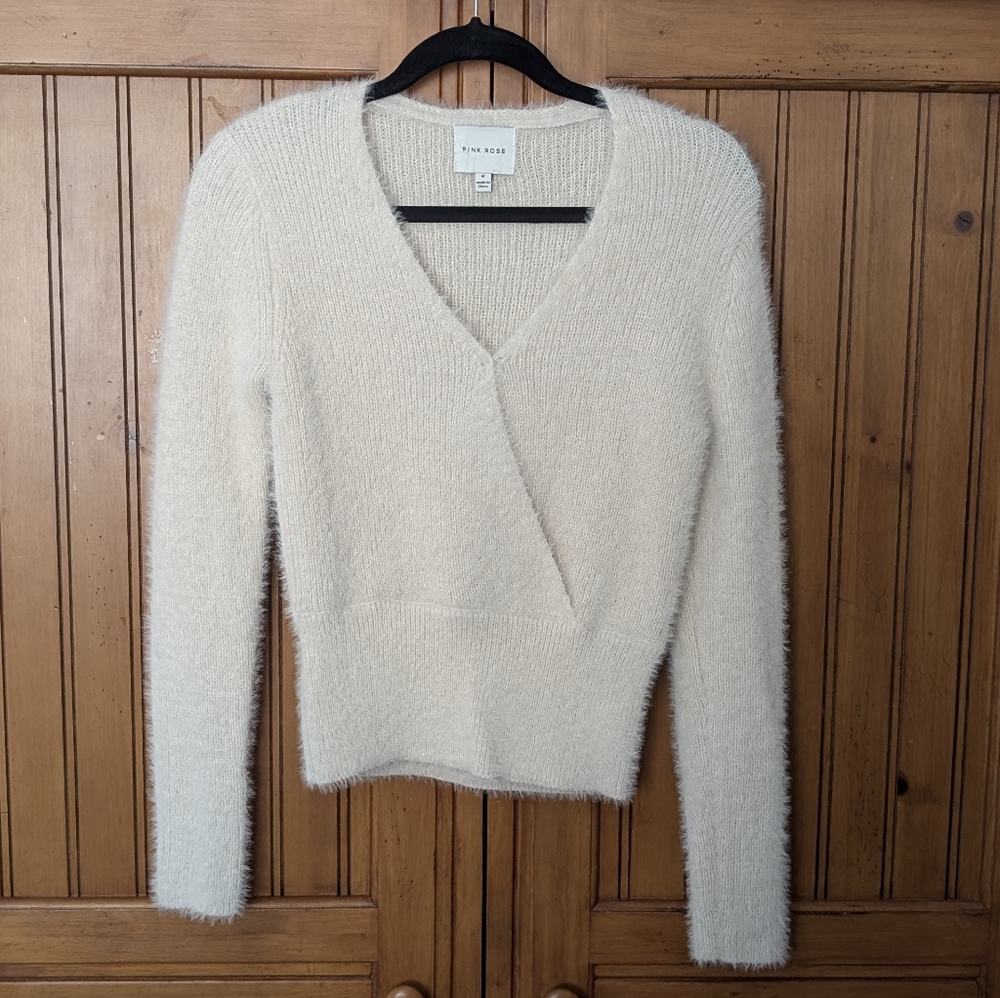 Pink Rose Women's fuzzy v-neck cropped sweater in off-white
